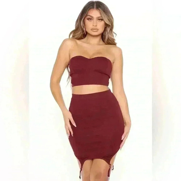 Fashion Nova Oh She Rich Rich Skirt Set Size Small Burgundy NWT - Picture 1 of 11